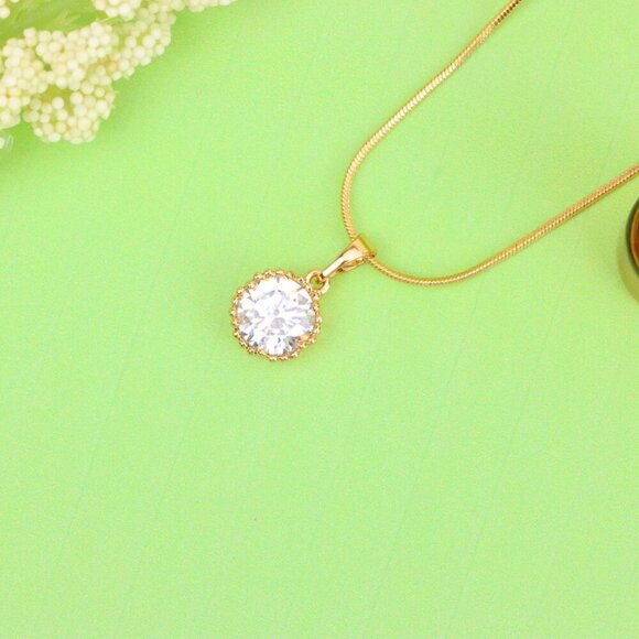 "Elegant Rose Gold Round Pendant with Large White Sparkling Stone, XPPT1866 - Picture 5 of 13